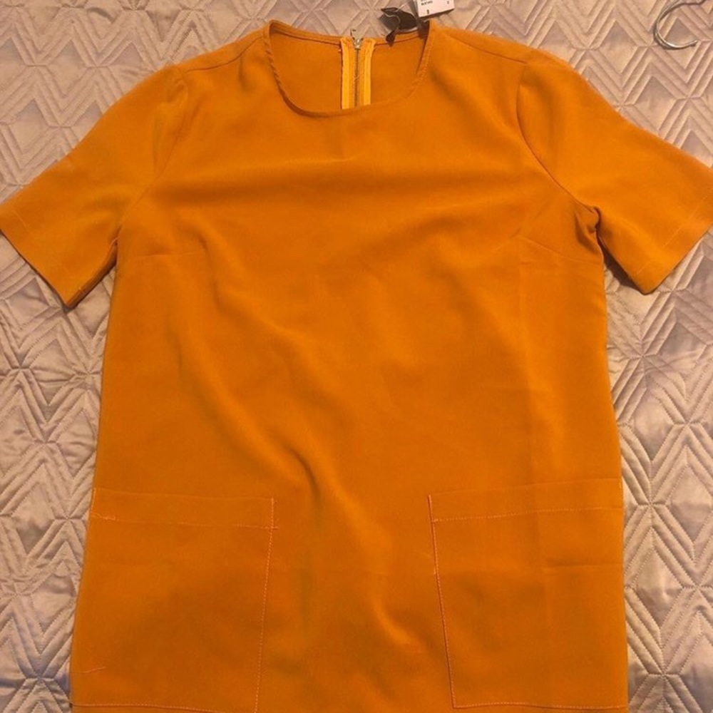 Sold to local buyer Mustard yellow box dress